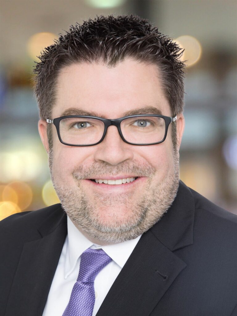 Jörg Fehrenbacher, Director Financial Services KPMG
