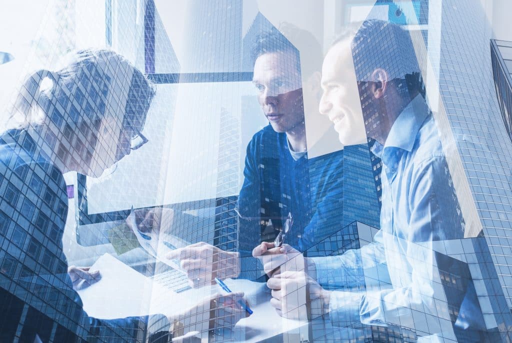 Consultants im Gespräch. Übernahmen im Consulting: Mercer übernimmt HKP, H&Z kauft Haselhorst