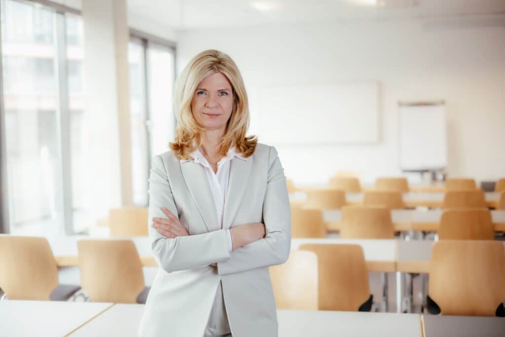 Monika Wiederhold – Amadeus Fire AG