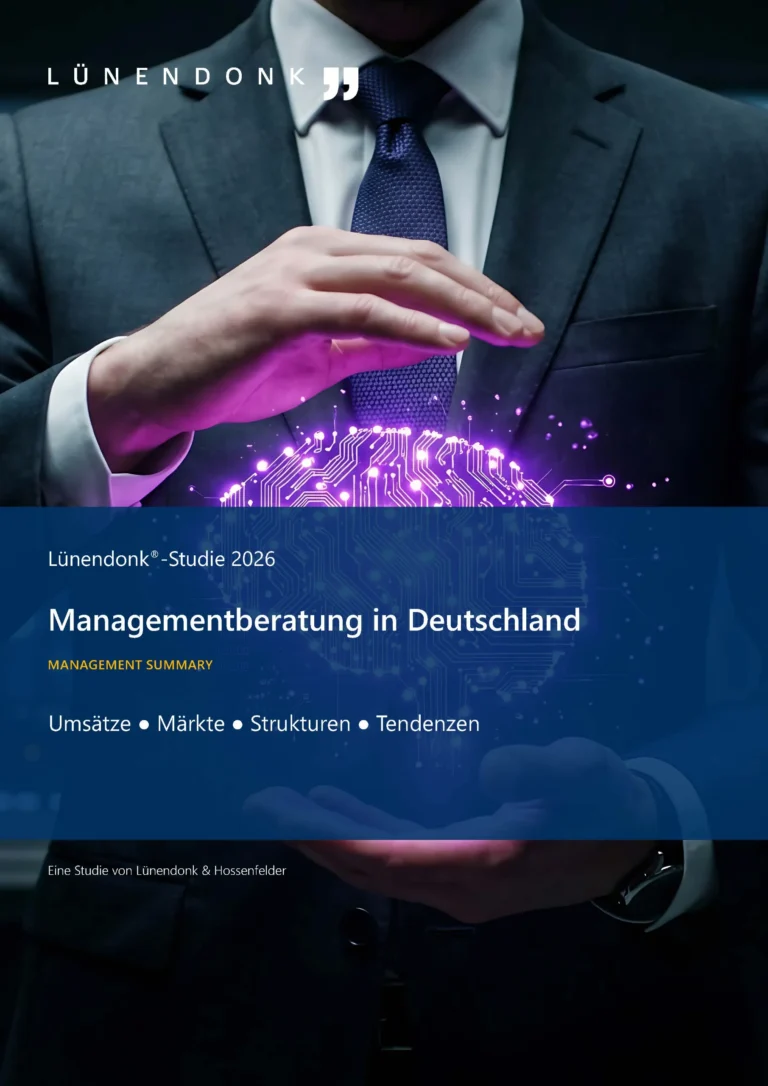 Cover der Lünendonk®-Studie 2026 „Managementberatung in Deutschland". Im oberen Bildbereich sind die Hände eines Mannes im Anzug zu sehen, zwischen denen ein leuchtendes, violettes Schaltkreismuster schwebt. Im unteren Bereich befindet sich ein dunkelblaues Textfeld mit dem Lünendonk-Logo, dem Studientitel in Weiß und fettgedruckt, dem Untertitel „Management Summary" in Gold sowie den Schlagworten „Umsätze • Märkte • Strukturen • Tendenzen". Am unteren Rand steht: „Eine Studie von Lünendonk & Hossenfelder".